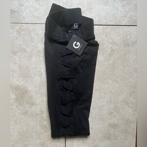 G By Guess Women’s Leggings ( Larissa Laddar Side Leggings) 
Size: S